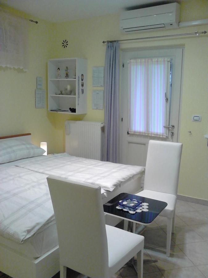 Room Sarah Rijeka Pokoj fotografie